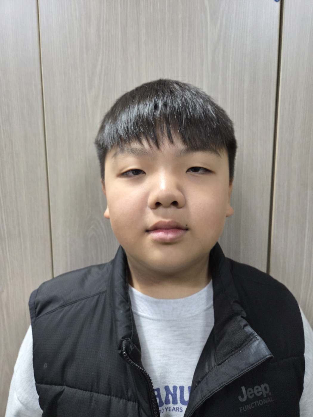 김지홍